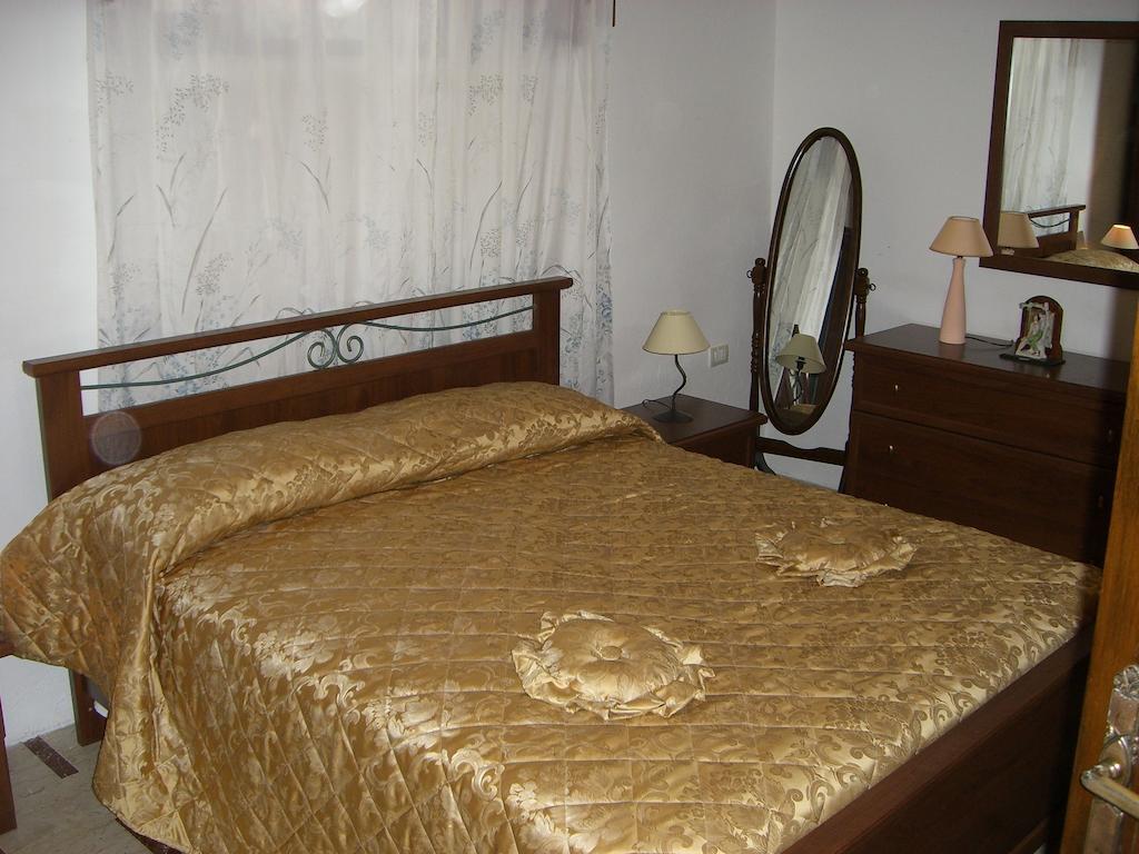 Sa Domu Sarda Casa Vacanza Piscinas Kamer foto