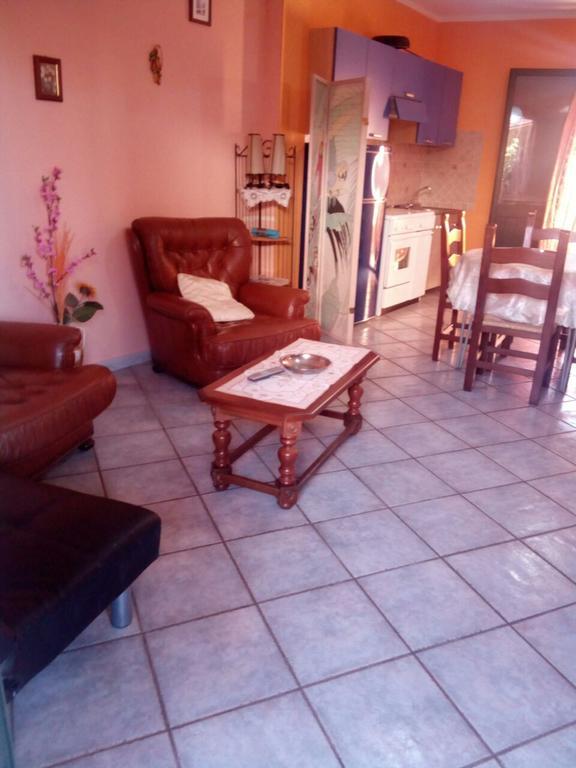 Sa Domu Sarda Casa Vacanza Piscinas Buitenkant foto
